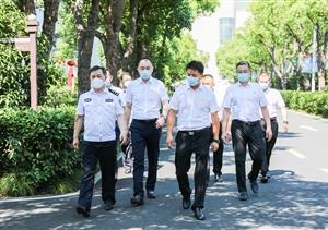 上海市公安局治安總隊領導到宗保公司調(diào)研